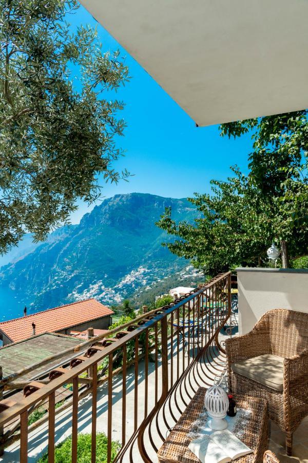 La Borragine Rooms Positano Bagian luar foto
