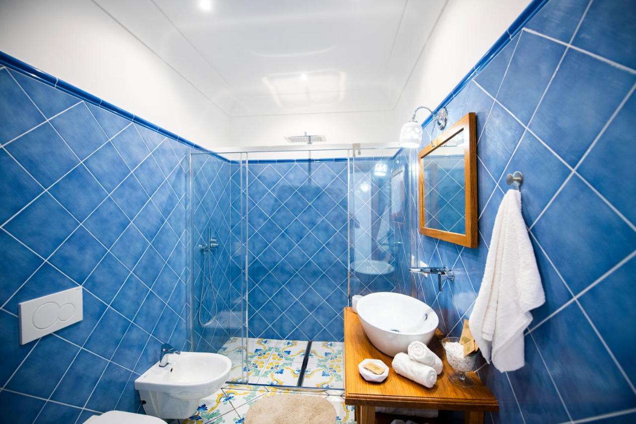 La Borragine Rooms Positano Bagian luar foto